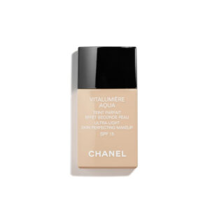 Chanel Untra Light Skin Perfecting Make Up #10 Beige
